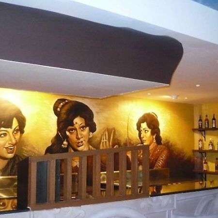 Celebrity Boutique Hotel Hyderabad Værelse billede